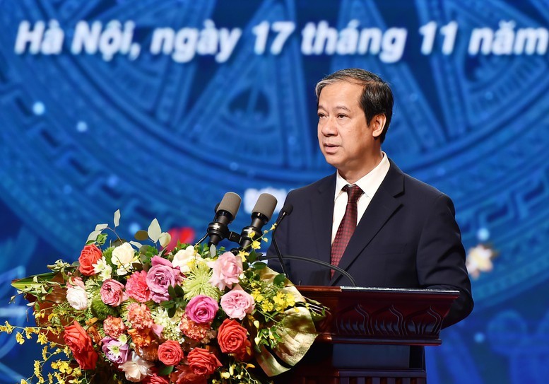 1.188 giao vien duoc trao tang danh hieu NGND, NGUT nam 2024