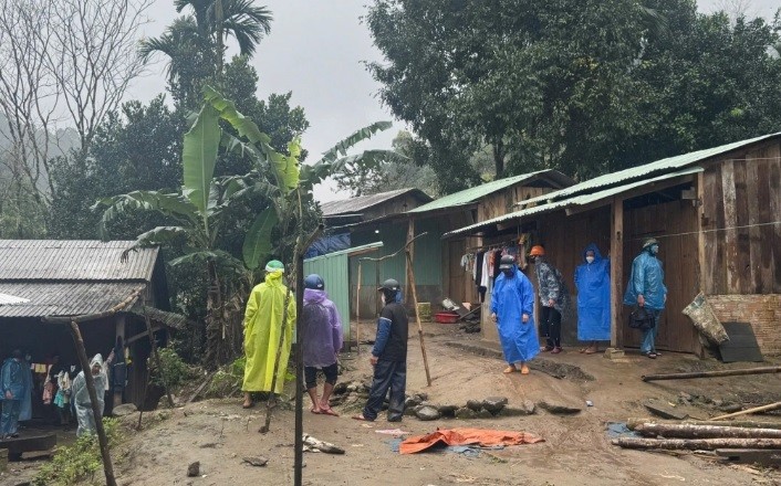 Sot cao nhung gia dinh de nha cung bai,1 hoc sinh tu vong