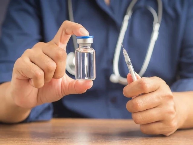 Anh triển khai vắc xin mới điều trị 15 loại ung thư Anh trien khai vac xin moi dieu tri 15 loai ung thu
