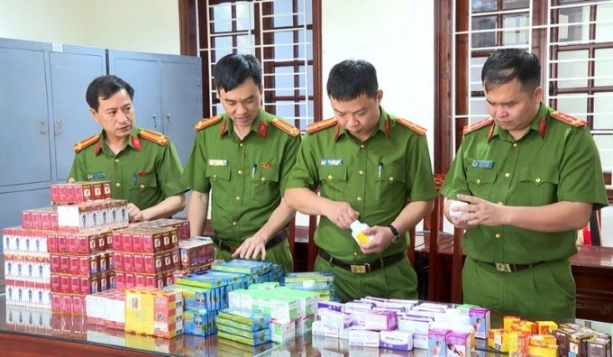Bộ Y tế yêu cầu kiểm tra, xử lý thực phẩm giả Bo Y te yeu cau kiem tra, xu ly thuc pham gia