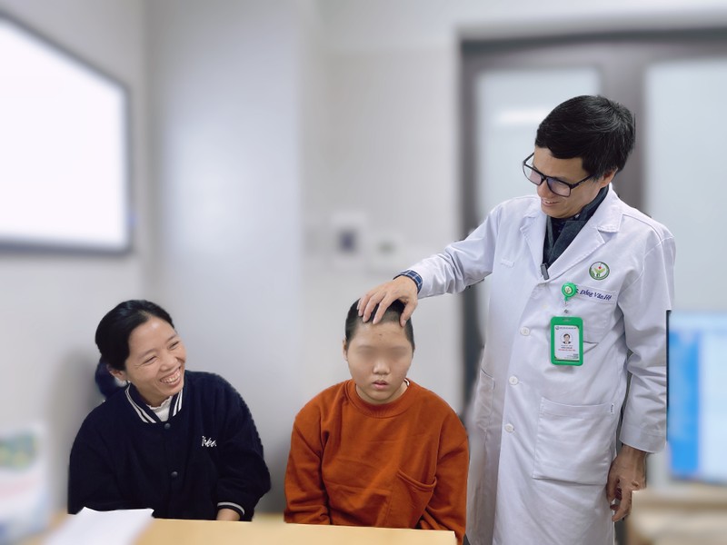 Thiếu nữ mắc u não hiếm gặp do hội chứng di truyền Thieu nu mac u nao hiem gap do hoi chung di truyen