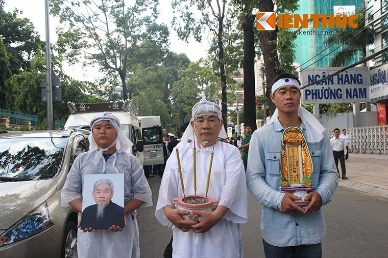 Vo nhac si Phan Nhan nen dau thuong dua tien chong-Hinh-12