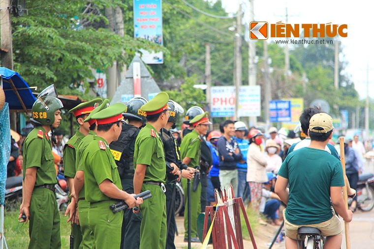 Canh sat day dac bao ve thuc nghiem hien truong tham sat o Binh Phuoc-Hinh-12