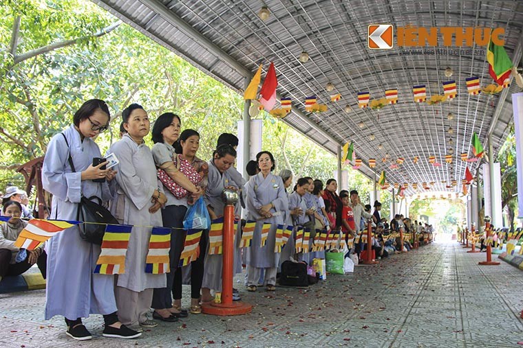 1000 tang ni tham gia dai le Vu Lan, Cung duong Bat Hoi-Hinh-5