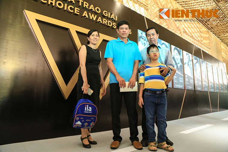 Dan sao hoi tu tai dem Gala trao giai WeChoice Awards 2015-Hinh-12