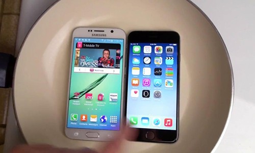 So sanh do ben Galaxy S6 va iPhone 6 trong nuoc soi