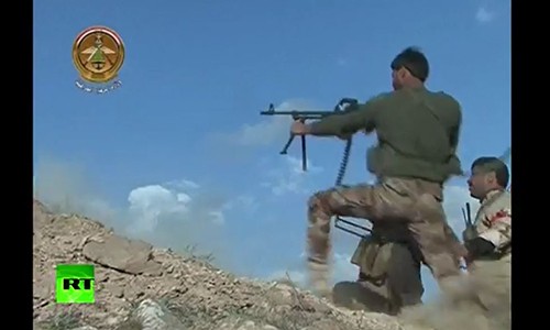 Video Quan doi Iraq va IS dung do ac liet o Tikrit