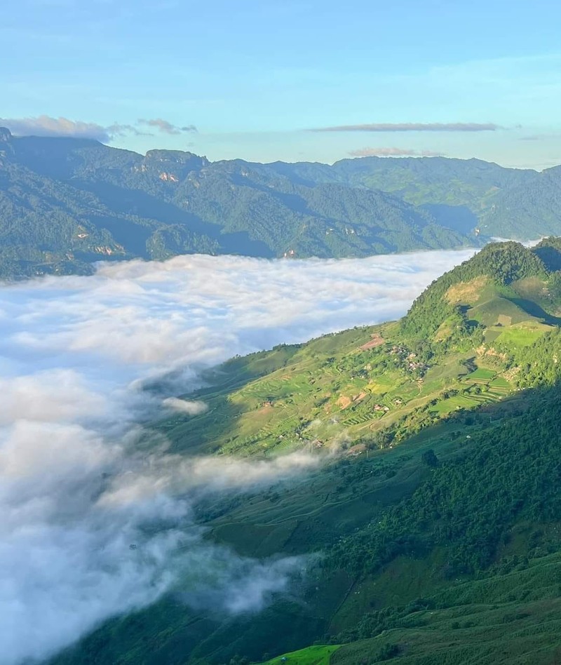 Don binh minh, san may tren dinh Pa Phach Moc Chau-Hinh-3