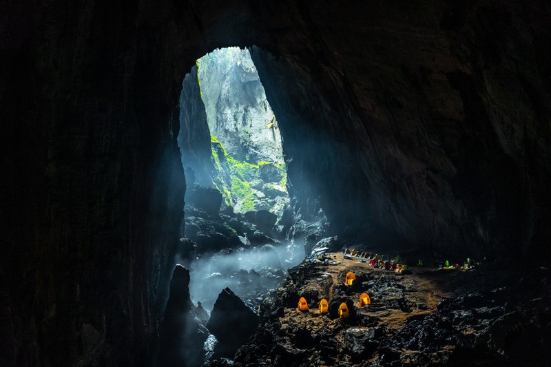 Hang Son Doong lot top diem den “sieu thuc nhu ngoai hanh tinh“-Hinh-2