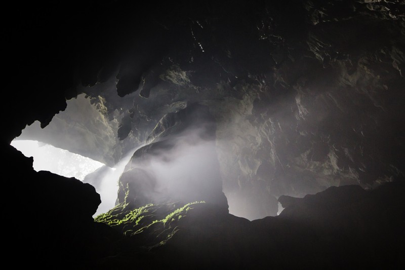 Hang Son Doong lot top diem den “sieu thuc nhu ngoai hanh tinh“-Hinh-3