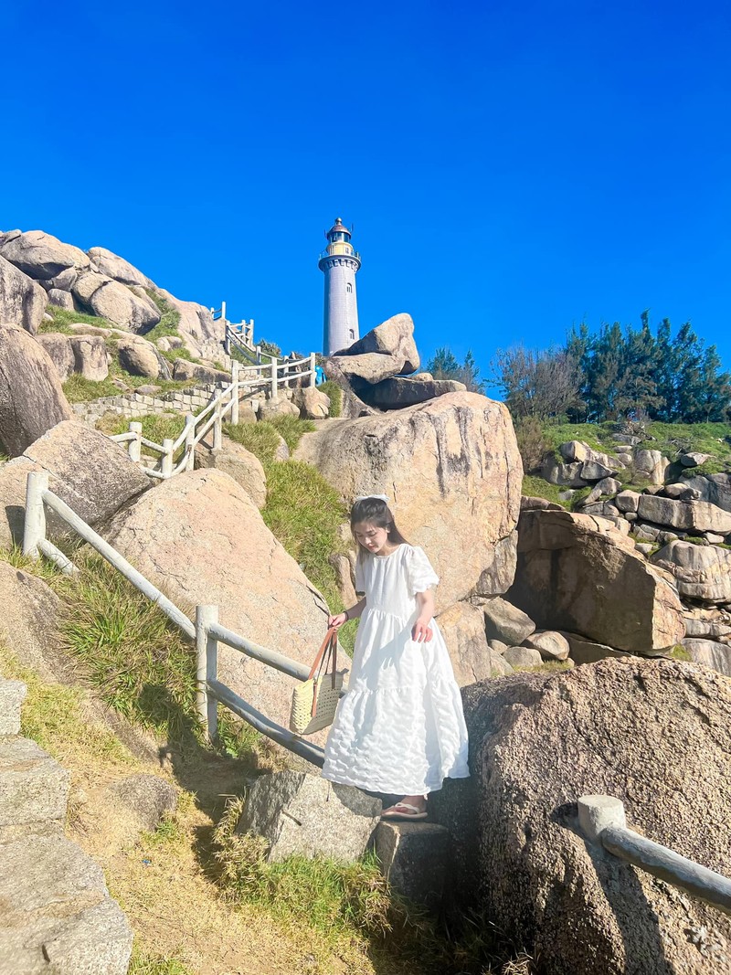 Loat diem den o Phu Yen khien tin do du lich “chay may anh”-Hinh-4