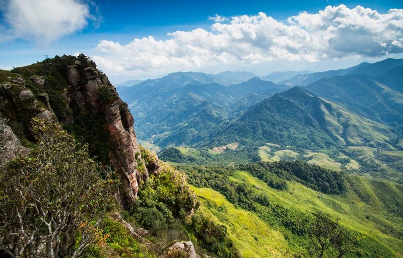 Goi y 5 cung trekking “tranh bien nguoi” dip 30/4-Hinh-5