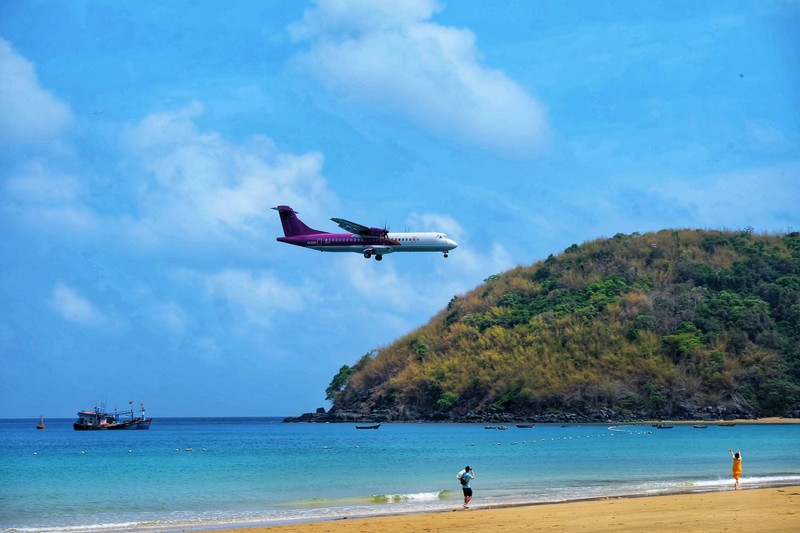 Den bai Dam Trau “san” may bay ha canh-Hinh-4