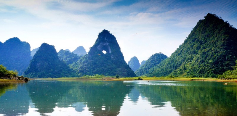 Chiem nguong “Mat Than Nui” vien ngoc quy giua non Cao Bang-Hinh-2
