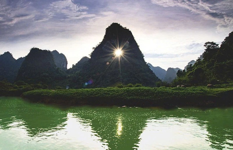 Chiem nguong “Mat Than Nui” vien ngoc quy giua non Cao Bang-Hinh-5