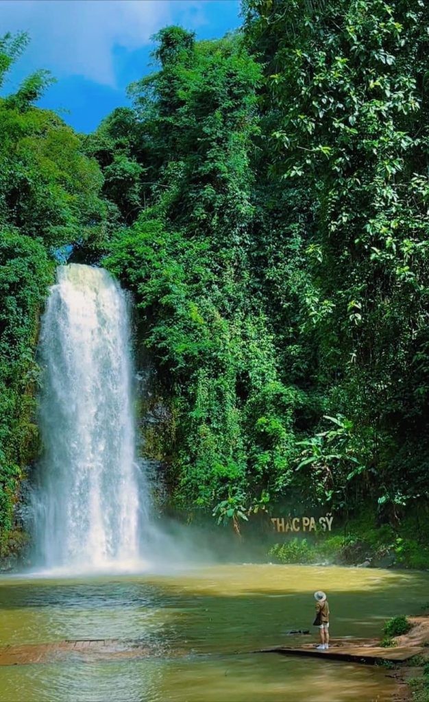 He ve, len Mang Den nghe thac Pa Sy thi tham-Hinh-5