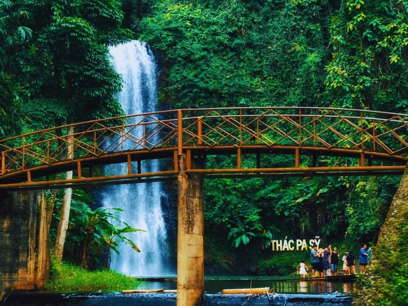 He ve, len Mang Den nghe thac Pa Sy thi tham-Hinh-8