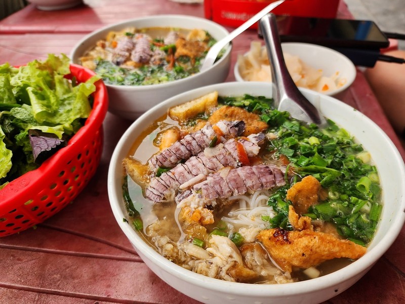 Food tour Ha Long “tham” mon gi cho dang chuyen di?-Hinh-6
