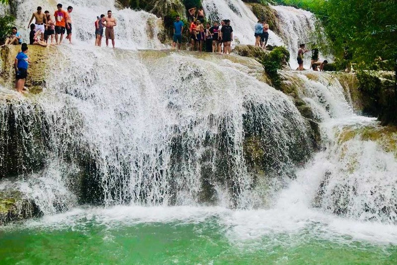 He ve, len Hoa Binh tam thac Trang mat ruoi-Hinh-10