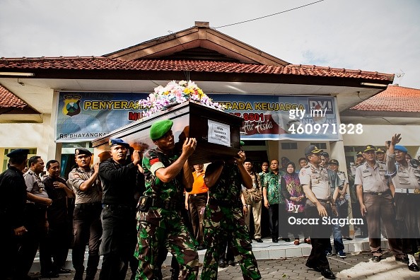 Nguoi dan Indonesia truoc tham hoa QZ8501-Hinh-3