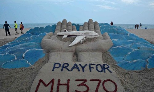 Bao cao moi ve MH370: Phi hanh doan khong co gi bat thuong
