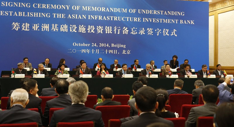 Trung-Trieu cang thang, TQ bac don gia nhap AIIB cua Trieu Tien