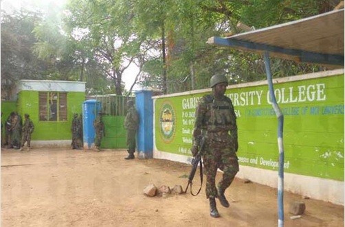 Chien binh Al-Shabab nhan trach nhiem vu tan cong truong hoc Kenya