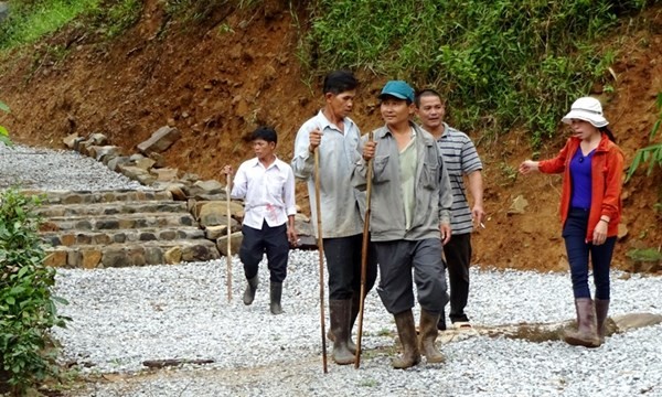 Cty ong Le Phuoc Vu ngang nhien chan nguon nuoc, rao dat cua dan