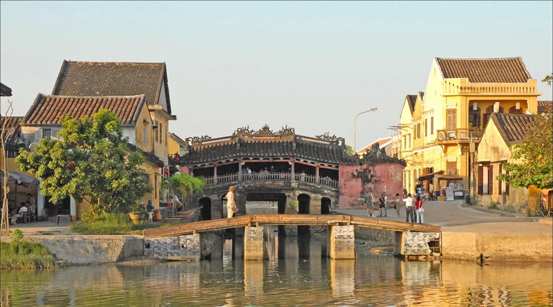 Lich su it nguoi biet ve Chua Cau duoc in tren tien-Hinh-6