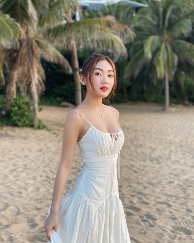 Cap beauty blogger bang tuoi xung danh “con nha nguoi ta“-Hinh-4