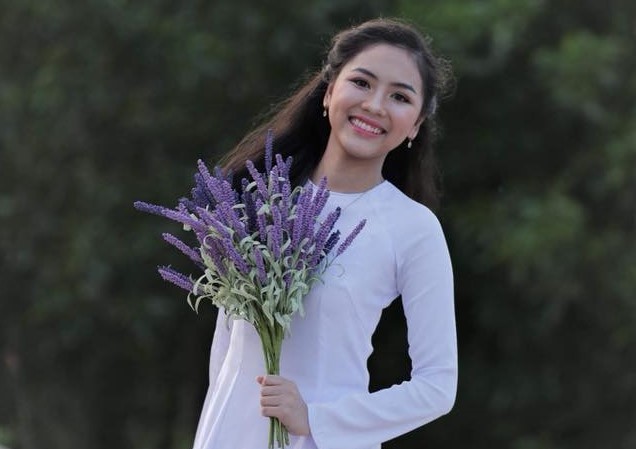“Trum cuoi” Duong len dinh Olympia tung la Hoa khoi nhan sac lung linh-Hinh-6