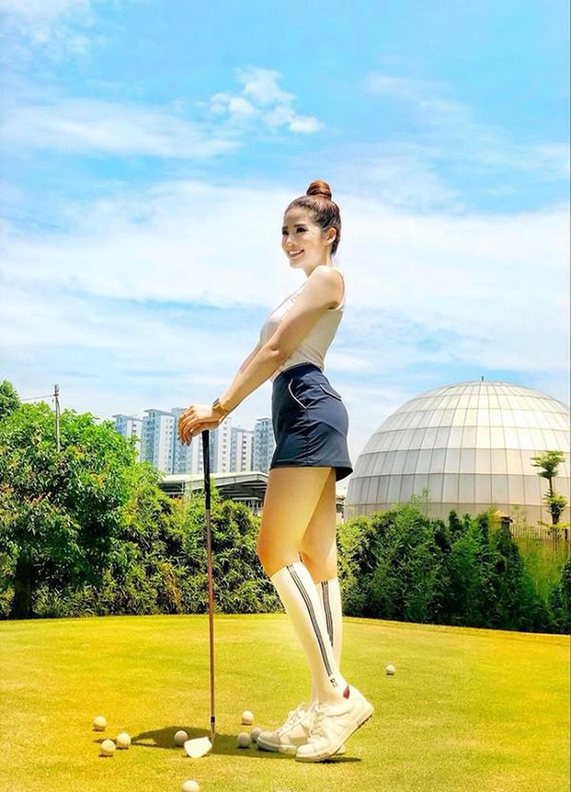 Den san golf ngam dan my nhan Viet khoe nhan sac cuc pham-Hinh-2