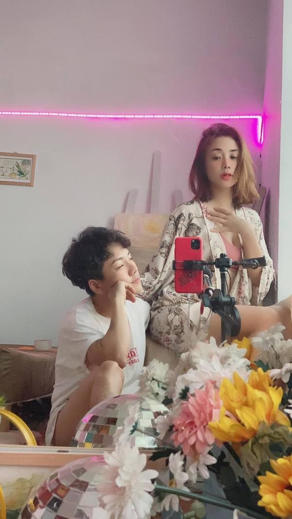 Miko Lan Trinh “khoa moi” ban trai chuyen gioi gay sot mang-Hinh-4