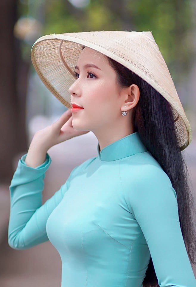 Sac voc dan nu sinh Hoc vien Hang khong thi Hoa hau Viet Nam 2020