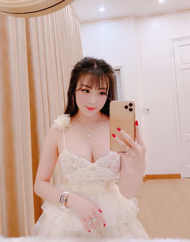 Noi nhu con vi qua goi cam, 3 co giao xinh dep gio ra sao?-Hinh-8