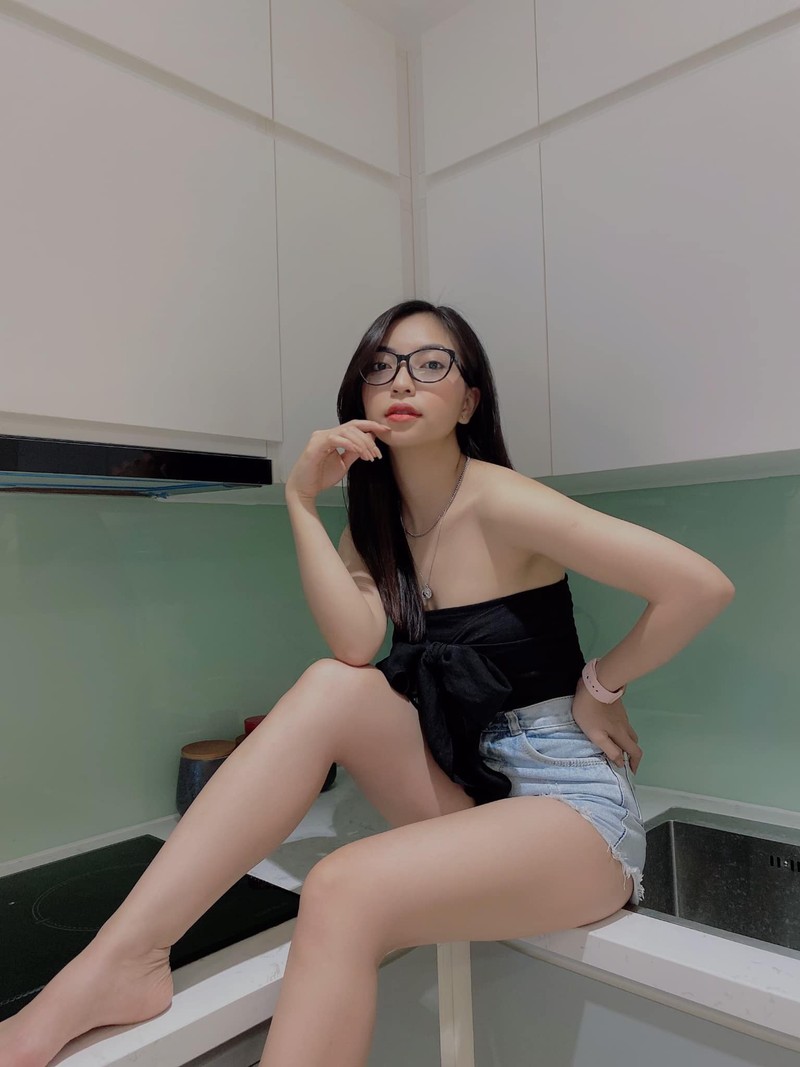 Dien vay cuoi, tinh cu Quang Hai khien dan tinh hoang mang-Hinh-2