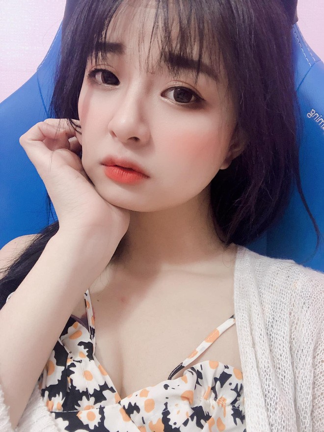 Nu streamer Meo2k4 khien cong dong “day song” tim info la ai?-Hinh-10