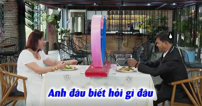 Dai gia deo vang day tay tra trinh do ban trai khi hen ho-Hinh-7