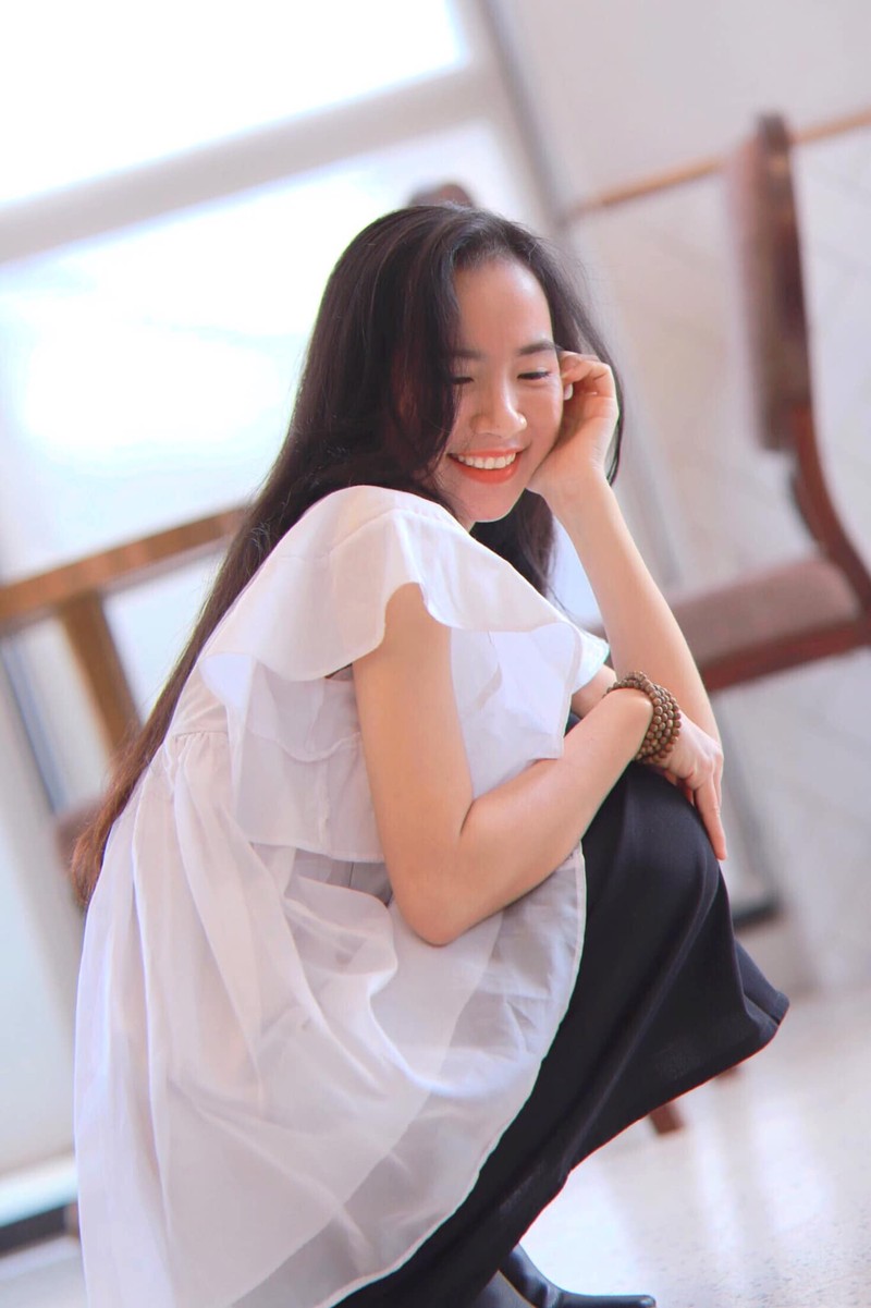 Xinh dep va tai nang, co giao hot girl Binh Duong noi nhu con-Hinh-8