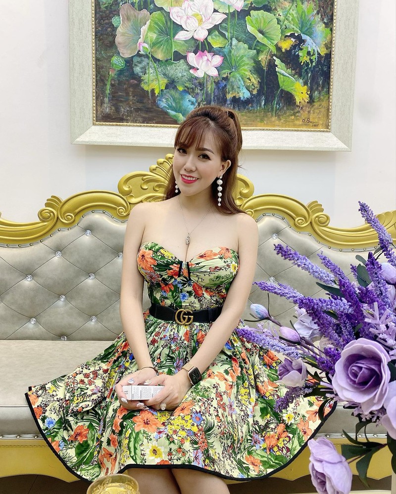 Dang anh nong bong, hot girl Mai Tho khien netizen giat minh-Hinh-6