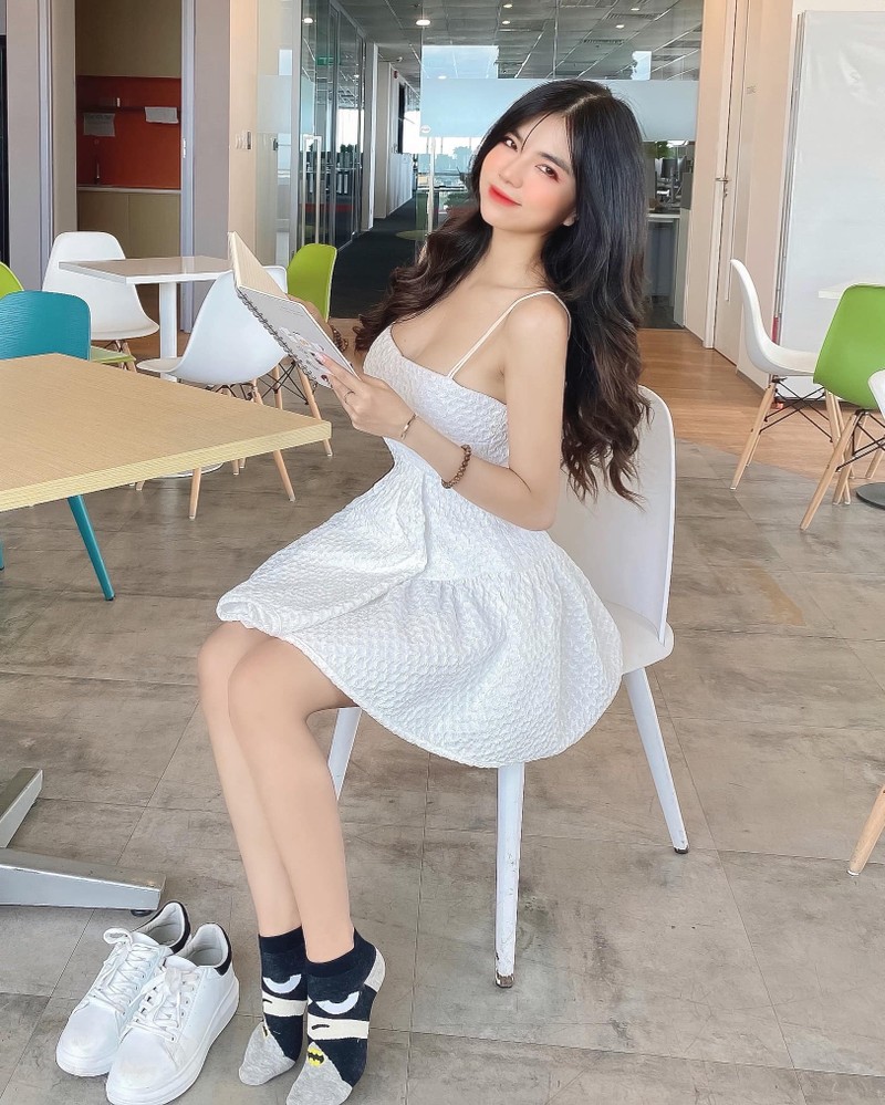 Nu streamer Viet gay me voi dang quyen ru van nguoi me-Hinh-4