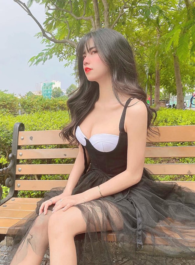 Nu streamer Viet gay me voi dang quyen ru van nguoi me-Hinh-8