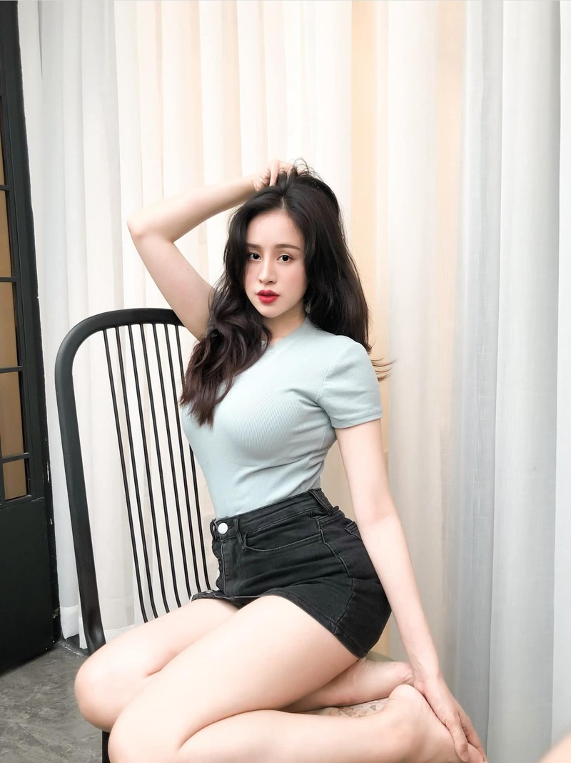 Quet rac cung quyen ru, ba Tung nhan loi khen dai ca cay so-Hinh-2