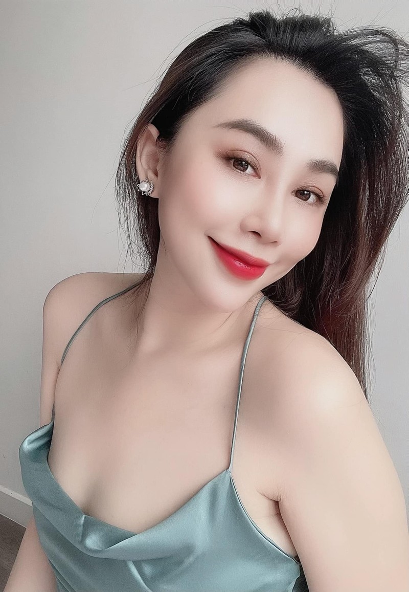 Xon xao thong tin nu nha van tre bi to quyt tien ho hang-Hinh-2