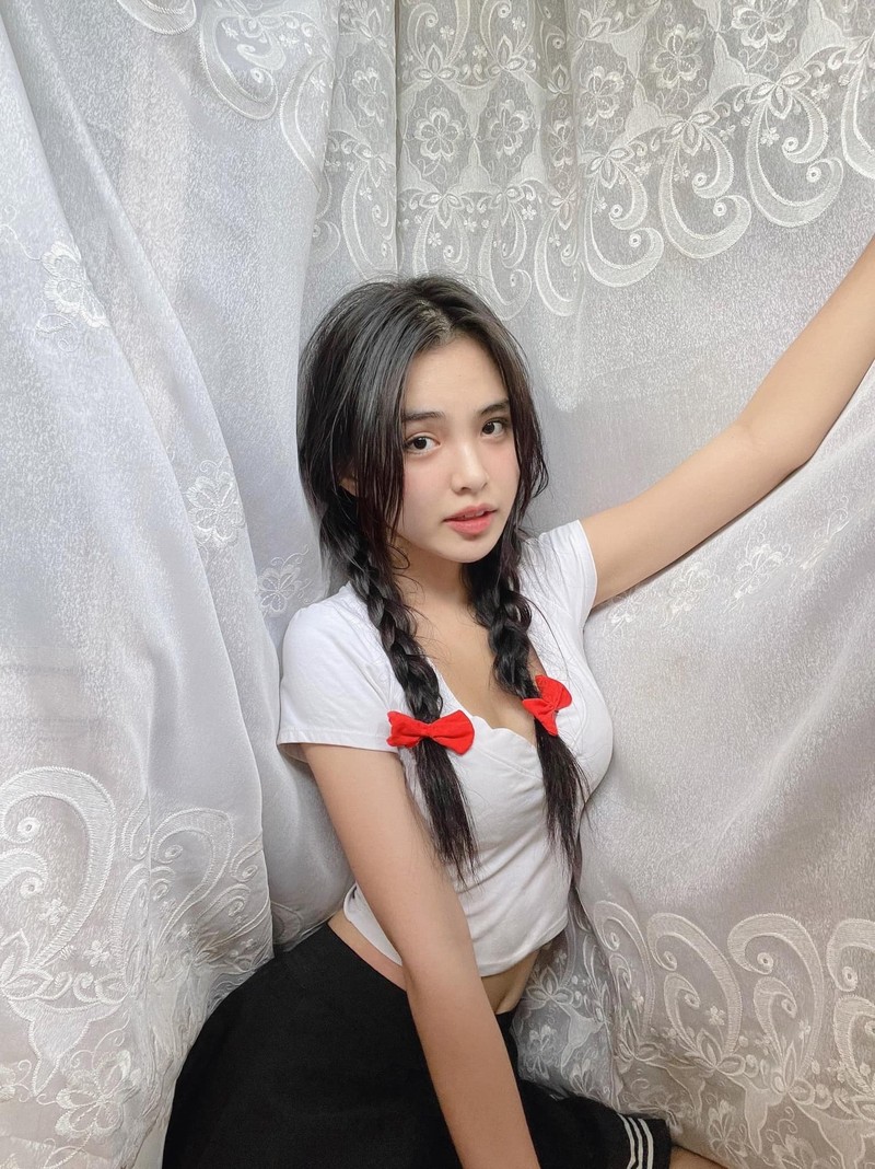 Hot girl co vong eo nhin la me, thuong xuyen bi nham con lai-Hinh-8