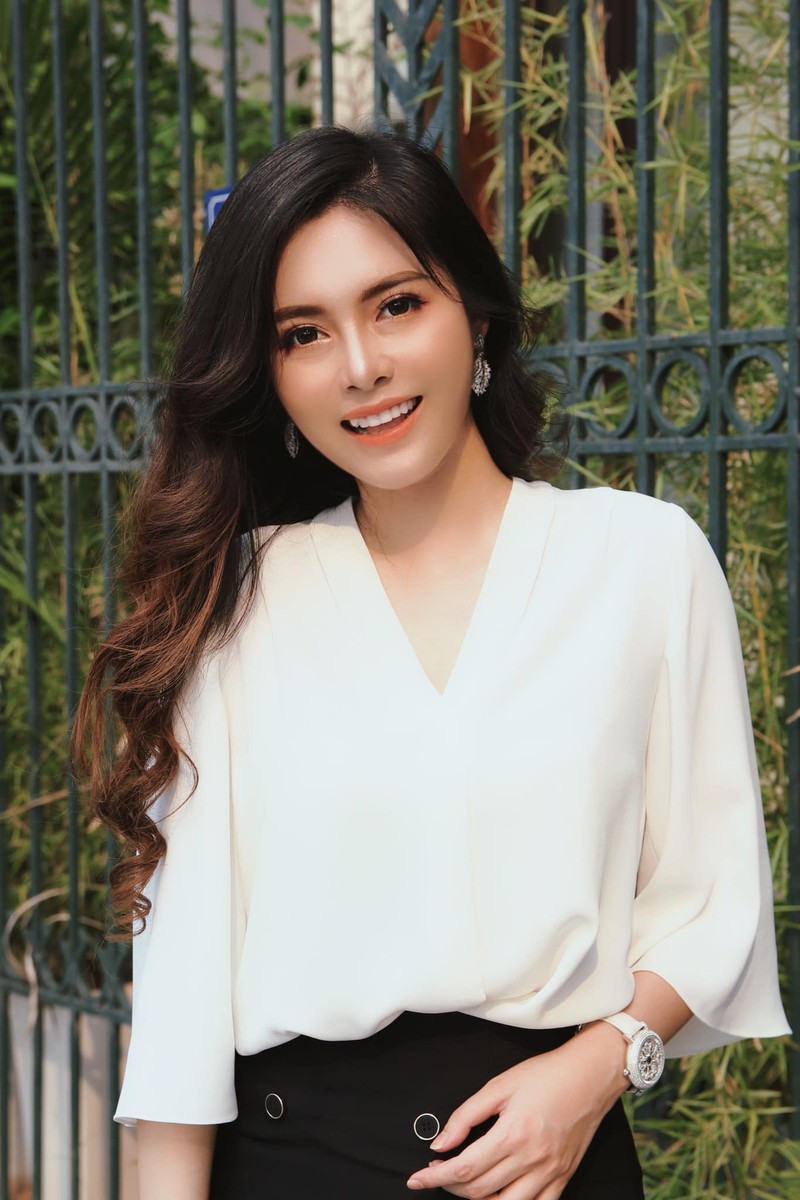 Danh tinh hot girl Tuyen Quang dat chuan kep “nhat dang, nhi da“-Hinh-2