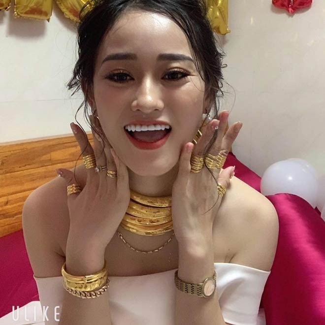 Co dau deo vang Thanh Hoa lam netizen choang ngop voi cua hoi mon-Hinh-7