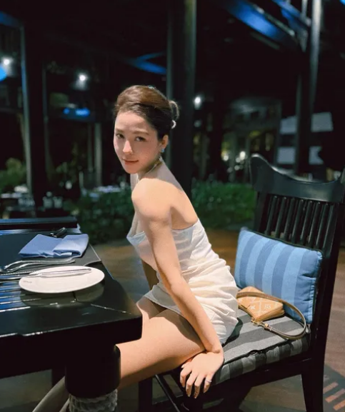 Dien bikini, hot girl Tram Anh duoc netizen khen vi dieu nay-Hinh-6