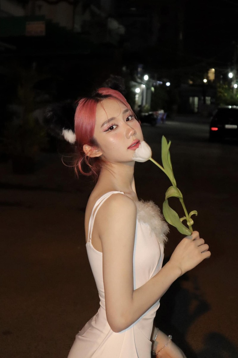 Hot girl Mina Young khoe 3 vong “boc lua” trong bo anh bikini-Hinh-8