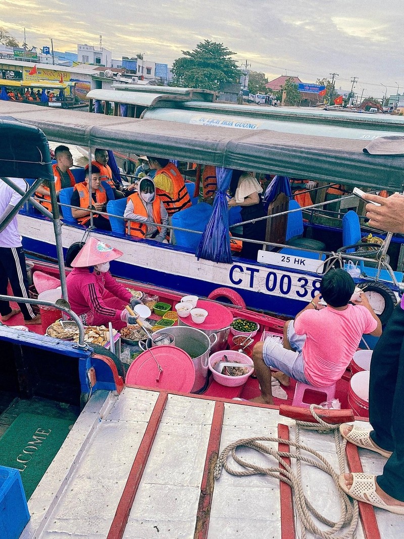 Co gai nghi viec di xuyen Viet, trai nghiem tuoi tre-Hinh-9